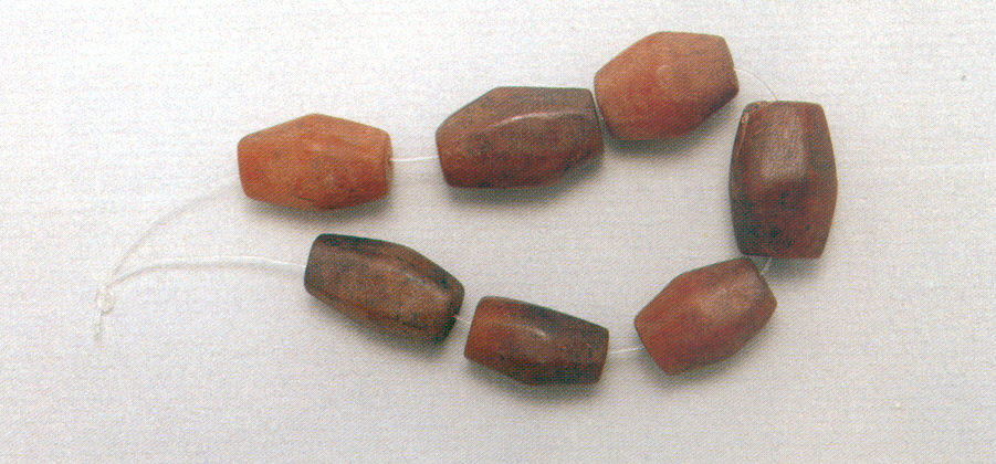 호박제 옥(Amber Beads) 의 이미지